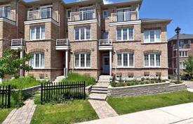 Maison mitoyenne – Kingston Road, Toronto, Ontario,  Canada. C$950,000