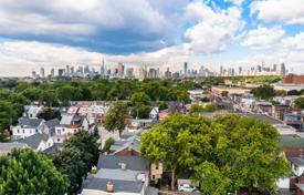 7 pièces maison mitoyenne à Old Toronto, Canada. C$1,528,000