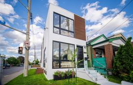 Maison en ville – Woodbine Avenue, Toronto, Ontario,  Canada. C$2,234,000