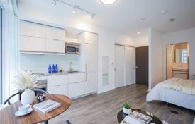 3 pièces appartement à Yonge Street, Canada. C$694,000