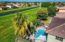 Maison en ville – Homestead, Floride, Etats-Unis. $680,000