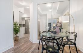 7 pièces appartement à Etobicoke, Canada. C$1,018,000