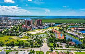 Maison en ville – Cape Coral, Floride, Etats-Unis. $500,000