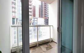 2 pièces appartement à Bathurst Street, Canada. C$643,000