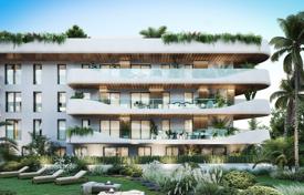 5 pièces appartement dans un nouvel immeuble 183 m² à San Pedro Alcántara, Espagne. 710,000 €