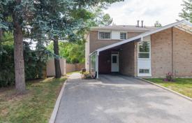 Maison mitoyenne – North York, Toronto, Ontario,  Canada. C$1,074,000