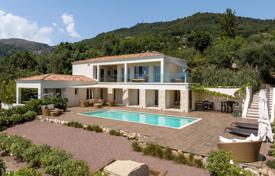 3 pièces villa à Tourrettes-sur-Loup, France. 1,545,000 €