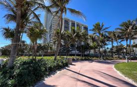 Copropriété – Collins Avenue, Miami, Floride,  Etats-Unis. $724,000