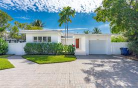 Villa – Miami Beach, Floride, Etats-Unis. $1,579,000