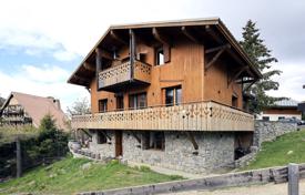 Chalet – Isere, France. 1,900,000 €