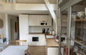 4 pièces villa en Gironde, France. 6,500 € par semaine