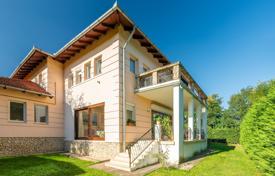 6 pièces maison de campagne 332 m² à Érd, Hongrie. 1,000,000 €