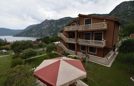 Villa – Risan, Kotor, Monténégro. 1,400,000 €