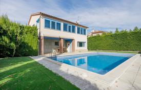 Villa – Lloret de Mar, Catalogne, Espagne. 650,000 €