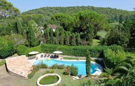 8 pièces villa à Mougins, France. 3,990,000 €