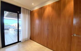 Maison en ville 379 m² à Barcelone, Espagne. 235,000 €