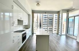 Appartement – University Avenue, Old Toronto, Toronto,  Ontario,   Canada. C$921,000