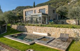 Villa – Grasse, Côte d'Azur, France. 1,570,000 €