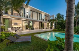 5 pièces villa 536 m² à Miami Beach, Etats-Unis. $3,790,000