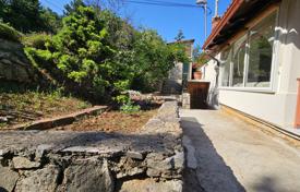 7 pièces maison en ville 200 m² en Primorje-Gorski Kotar County, Croatie. 450,000 €