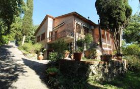 Villa – Monteriggioni, Toscane, Italie. 920,000 €