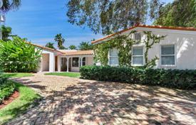 Maison en ville – Key Biscayne, Floride, Etats-Unis. $4,295,000