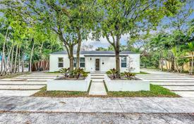 Maison en ville – North Miami, Floride, Etats-Unis. $1,125,000