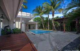 Villa – Key Biscayne, Floride, Etats-Unis. $2,575,000