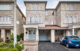 Maison mitoyenne – Scarborough, Toronto, Ontario,  Canada. C$1,107,000