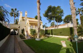 Villa – Villamartin, Alicante, Valence,  Espagne. 329,000 €