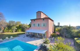 Villa – Antibes, Côte d'Azur, France. 1,250,000 €