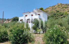 Maison en ville – Chalkidiki (Halkidiki), Administration de la Macédoine et de la Thrace, Grèce. 400,000 €