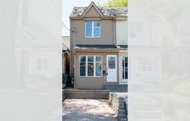 Maison mitoyenne – East York, Toronto, Ontario,  Canada. C$1,004,000