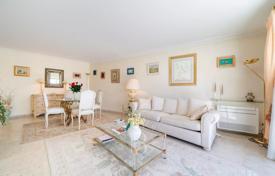 3 pièces appartement à Cannes, France. 749,000 €