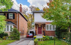 Maison mitoyenne – North York, Toronto, Ontario,  Canada. C$1,514,000
