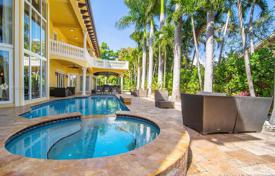 9 pièces villa 658 m² en Miami, Etats-Unis. $2,890,000