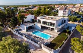 5 pièces villa 400 m² à Zadar, Croatie. 2,500,000 €