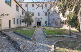 Maison en ville – Sienne, Toscane, Italie. 4,500,000 €