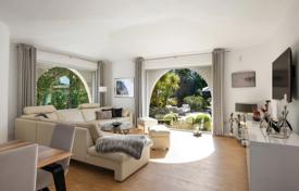 Villa – Mougins, Côte d'Azur, France. 2,650,000 €