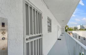 1 pièces appartement en copropriété 56 m² à Miami Beach, Etats-Unis. $299,000