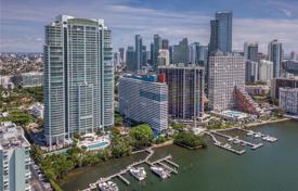 4 pièces appartement 374 m² en Miami, Etats-Unis. $3,900 par semaine