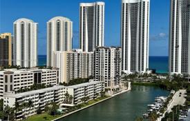 Copropriété – North Miami Beach, Floride, Etats-Unis. $319,000