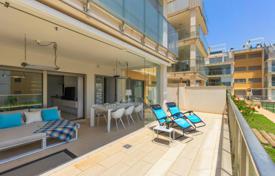Appartement – Villamartin, Alicante, Valence,  Espagne. 299,000 €