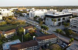 Maison en ville – South Miami, Floride, Etats-Unis. $769,000