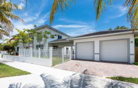 Villa – Miami, Floride, Etats-Unis. $1,360,000