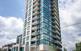 Appartement – East York, Toronto, Ontario,  Canada. C$924,000