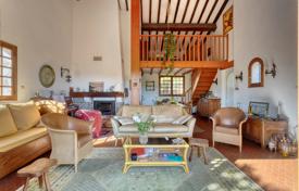 6 pièces villa à Bormes-les-Mimosas, France. Price on request