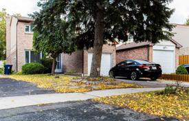 Maison en ville – Scarborough, Toronto, Ontario,  Canada. C$950,000