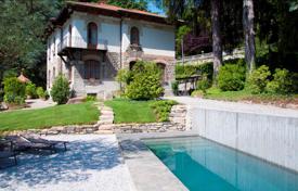Villa – Argegno, Lac de Côme, Lombardie,  Italie. 1,900,000 €