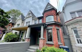 Maison mitoyenne – Heintzman Street, York, Toronto,  Ontario,   Canada. C$1,564,000